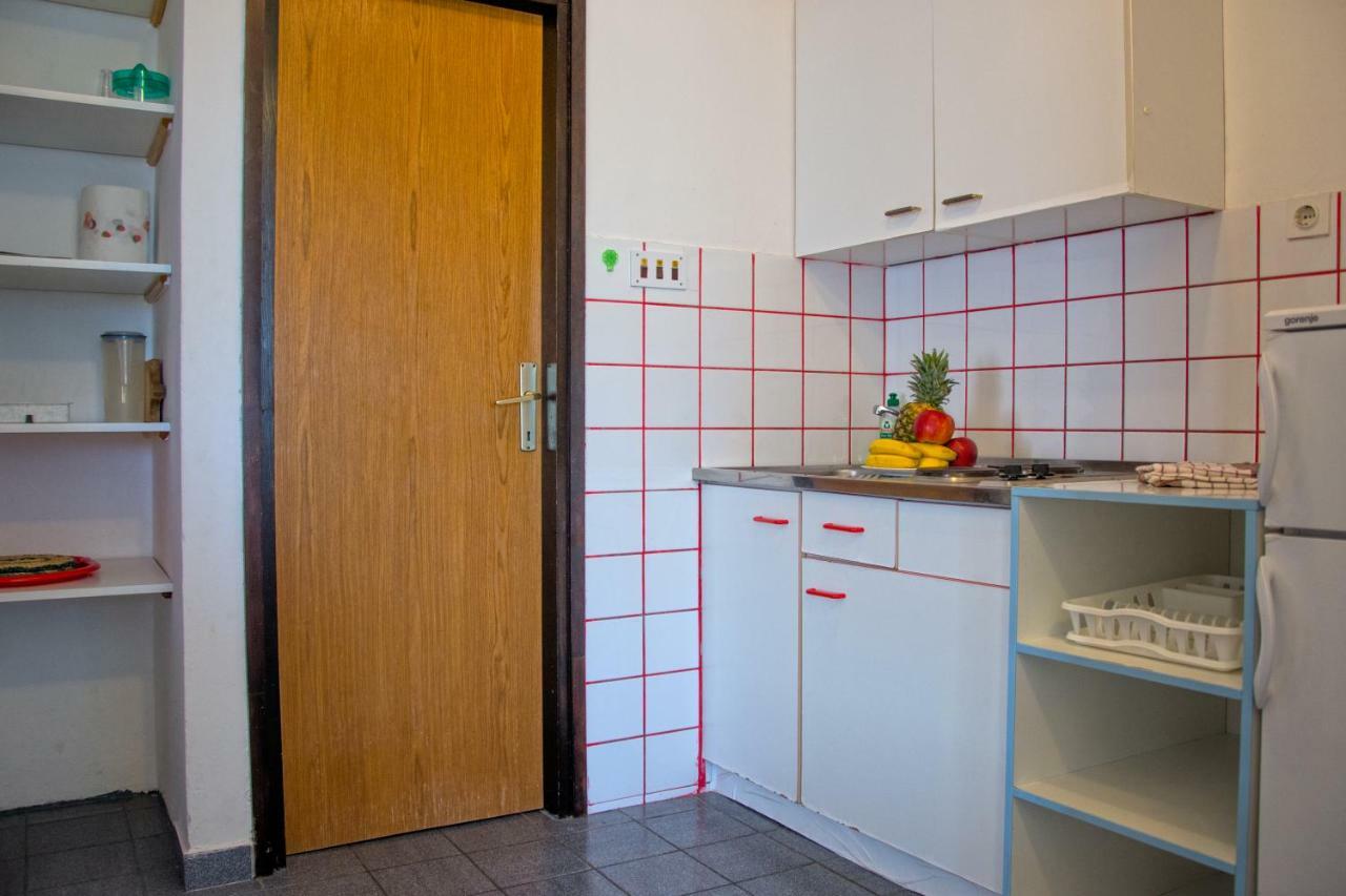 Apartments Jadranovo Ngoại thất bức ảnh